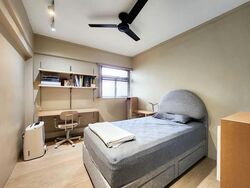 Blk 715 Clementi West Street 2 (Clementi), HDB Executive #568069911